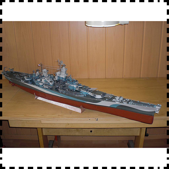 Model Kit Uss Missouri - 女性のための手作りのおもちゃのパズル,ネイビーラテのラネグラップカードキット,紙のモデル,パズル,200,スケール1: BB-63