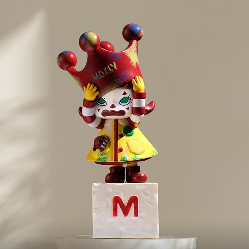 POP MART MOLLY アニバーサリースタチュー クラ - Model Kit Anime Girl のレビューと価格