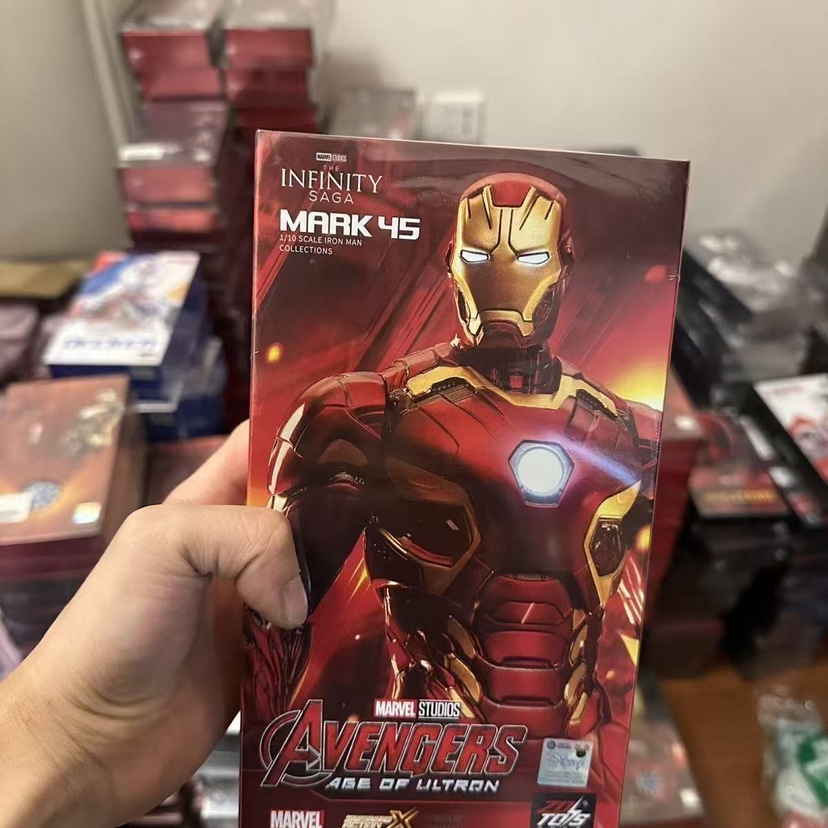 正規品、特別オファーZD Toys アイアンマン マーク M - Model Kit Iron Man Mark 50 のレビューと価格