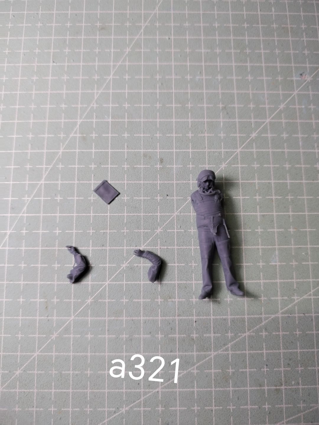 レジンモデルの置物,組み立てられていないキット,1:48 - Model Kit Entry Grade のレビューと価格