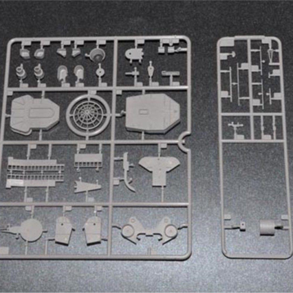 USセール トランペッター 03705 1/200 USSミ - Model Kit Uss Missouri のレビューと価格