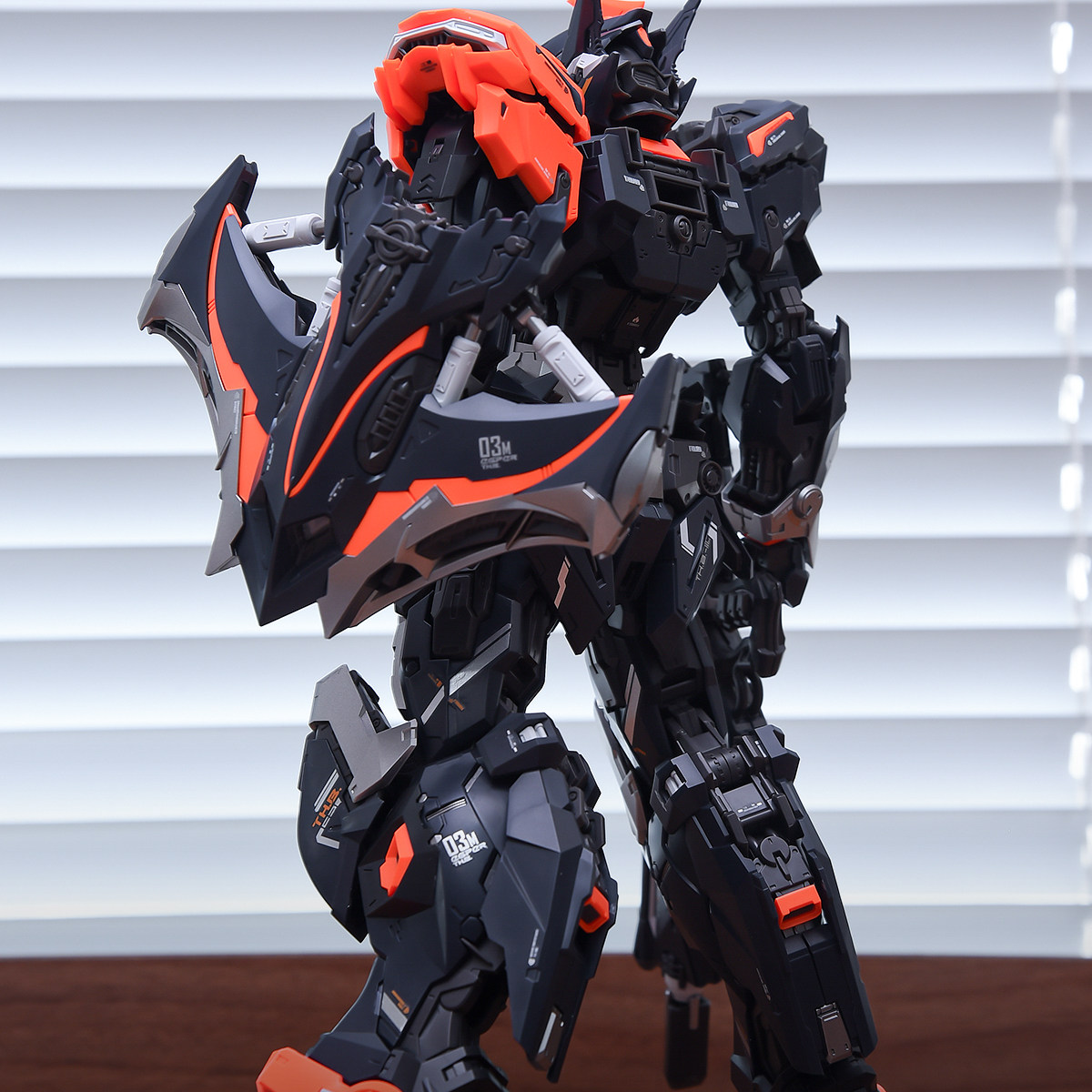 THUNDERBOLT MOBULIDAE 1/100 おも - Model Kit Infinite Dimension のレビューと価格